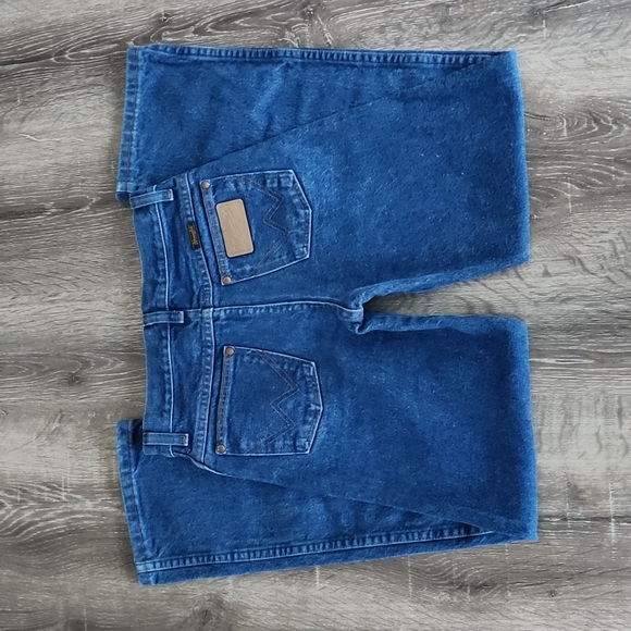Vintage Wrangler High Rise Straight Leg Ankle/ Short Length Denim Jeans 0/24 - Picture 2 of 16